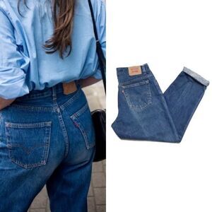 VINTAGE Levi's 550 Relaxed Tapered Mid Wash Jeans